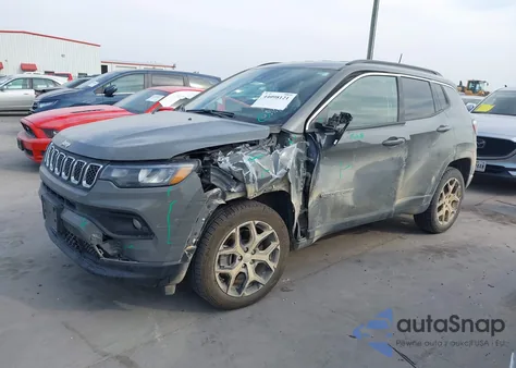 2024 Jeep Compass Latitude 4X4 from USA, damaged, VIN 3C4NJDBN0RT607678